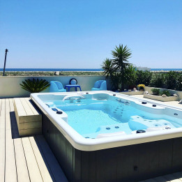 AstralPool Creta swimspa lijn privé spa - 1 - Spa's & Hottubs