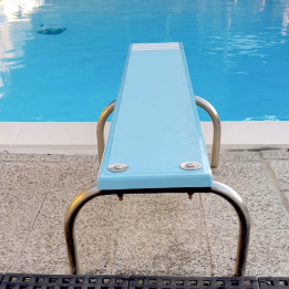 AstralPool Sprungbrett aus Polyester und Fiberglas für Pools
